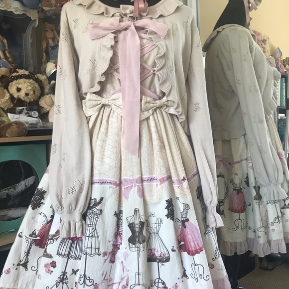 SET: Princess Wardrobe JSK and headdress by Meta - Picture 2 of 6